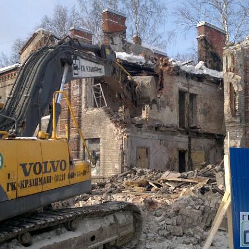 Снос и демонтаж дома на Беломорской в г. Санкт-Петербург
