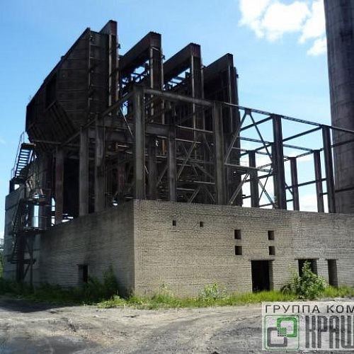 Снос и демонтаж, Промышленный демонтаж устаревшие здания на территории цементного завода «Цесла» в г. Сланцы Ленинградской области